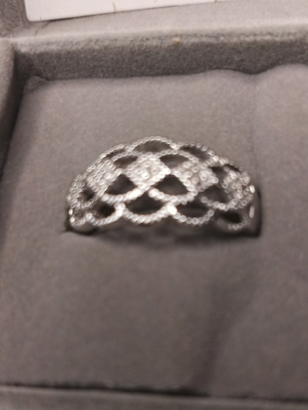 Avon Vintage Sterling Silver Genuine Diamond Accent Ring In Gift Box - Size 9